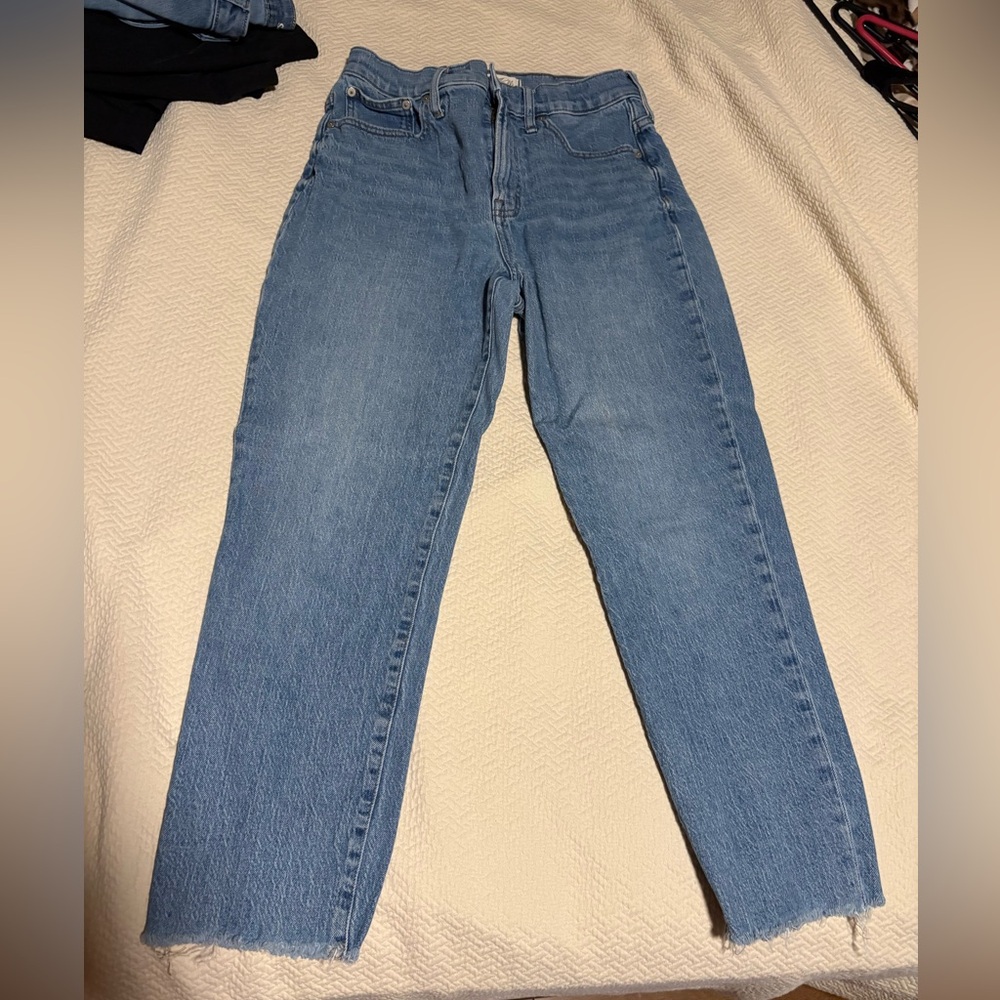 Madewell High-Rise Straight-Leg Jeans in Light Blue Wash